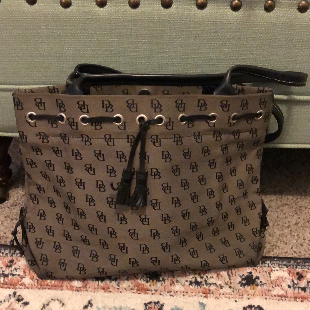 Vintage Dooney & Bourke laptop bag